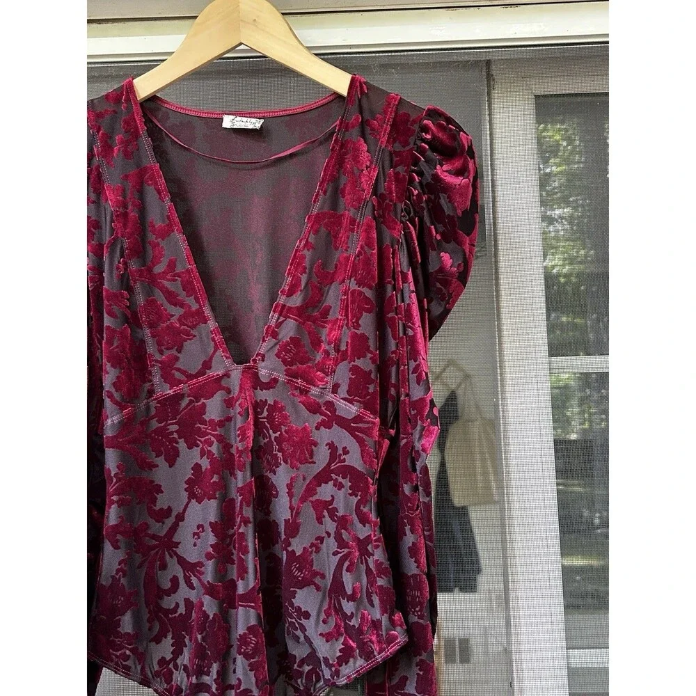 Intimately Free People Magic Hour Bodysuit Size Small Velvet Burnout Red Black